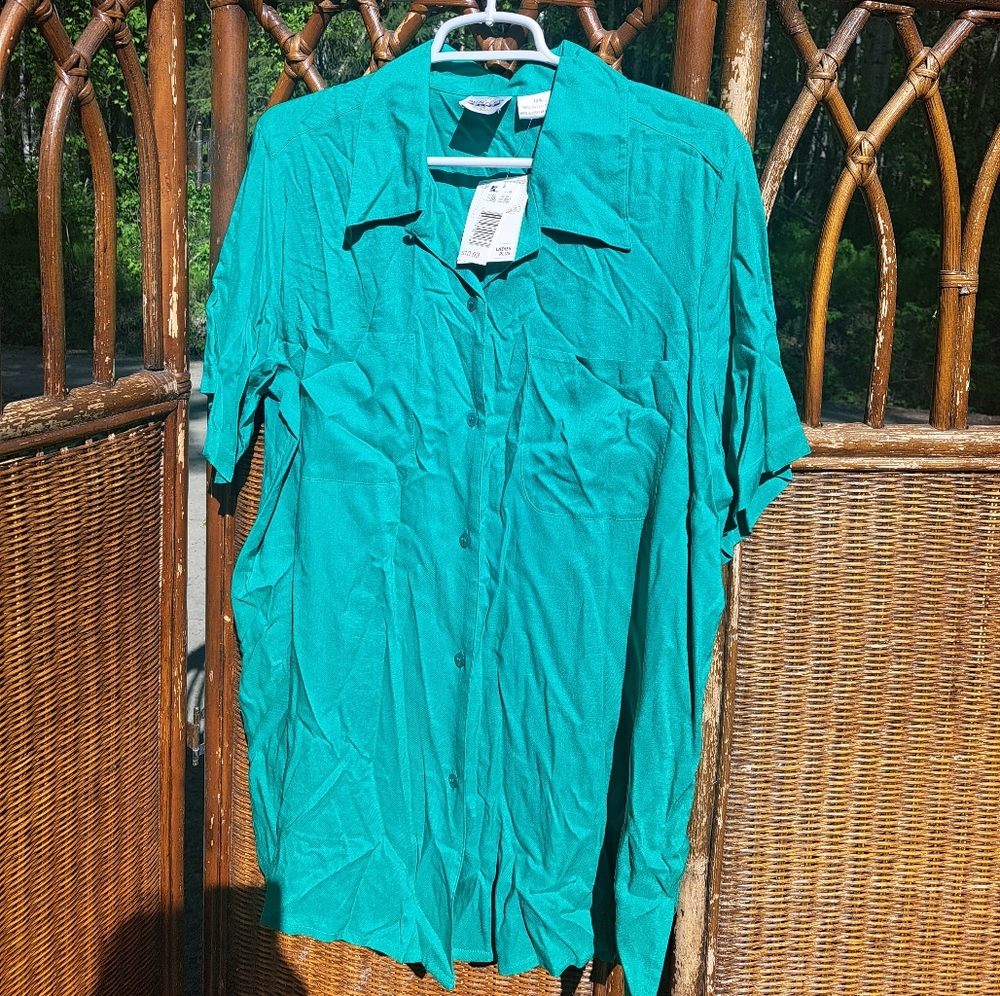 Bently plus new vintage shirt 16w🦄🌻🌷⚘️🥀🌹💐🌺🌵🌴from Kmart